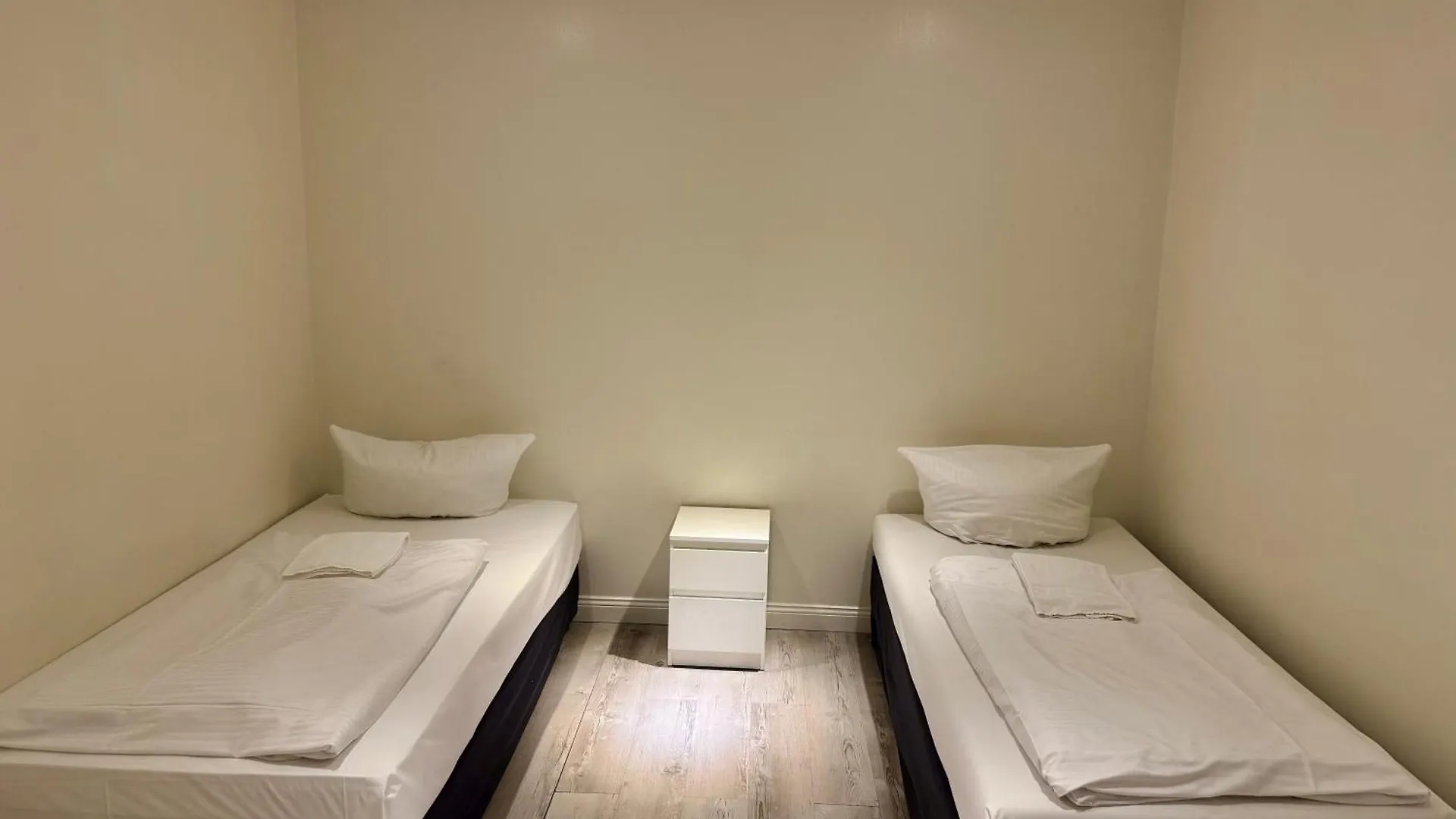 Avi City Apartments Mainhouse Dusseldorf Germany